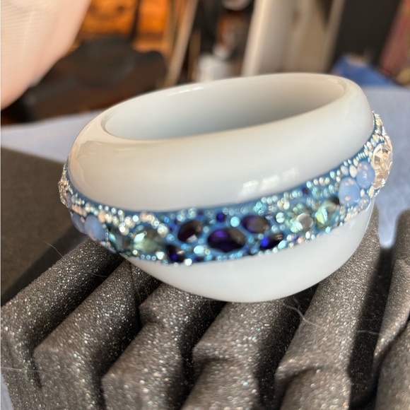 Swarovski Crystal Resin Bangle - Picture 8 of 10